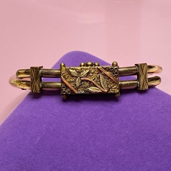 💛 Antique 12k Gold Filled Floral Leaf Bangle Bracelet - Picture 1 of 7